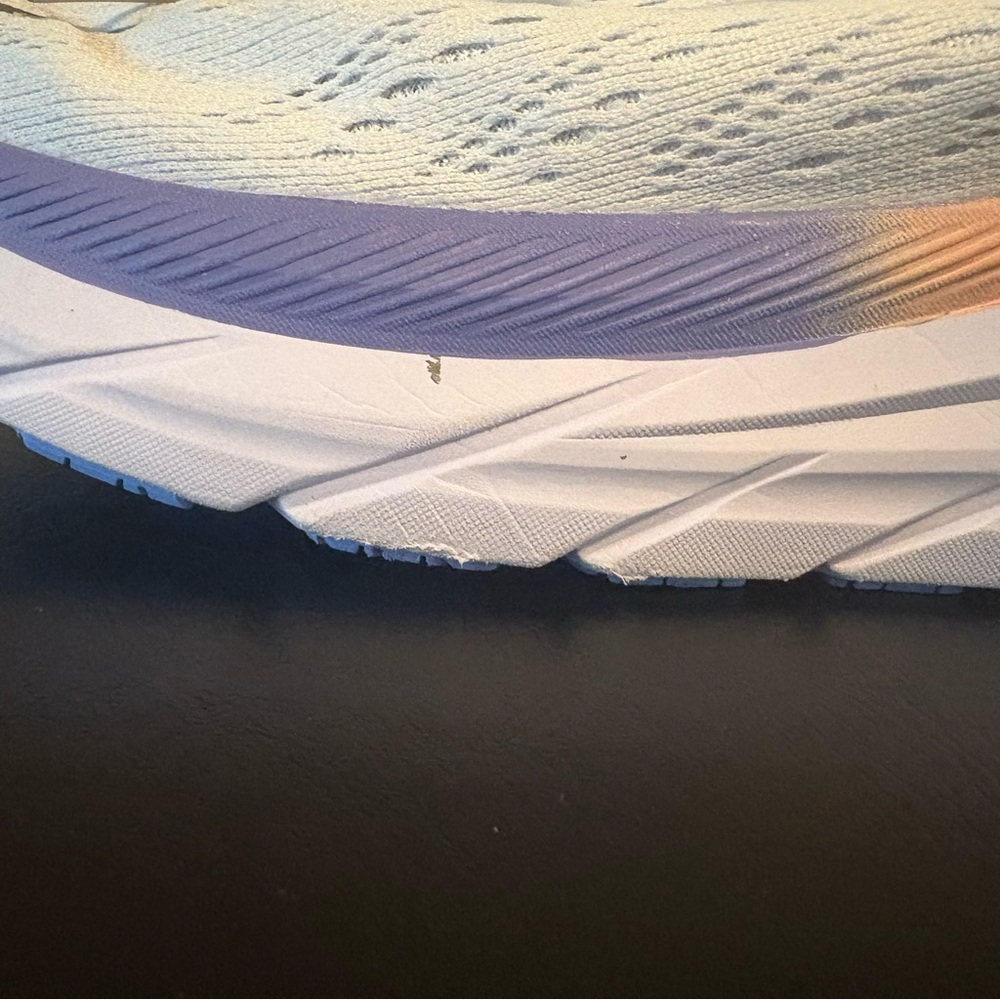 Hoka Men’s Clifton8 White and Lavender Athletic Shoes sz 8D - Picture 10 of 12
